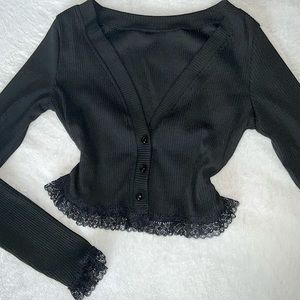 Lace buttoned down cropped shirt